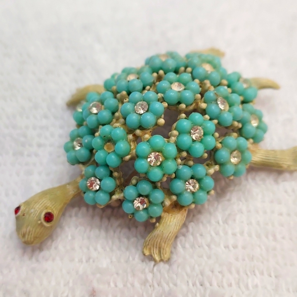 Vintage Turtle Brooch